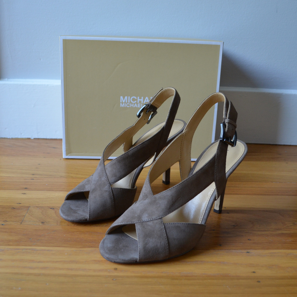 MICHAEL KORS Suede Slingback Heel Sandals - Picture 4 of 7